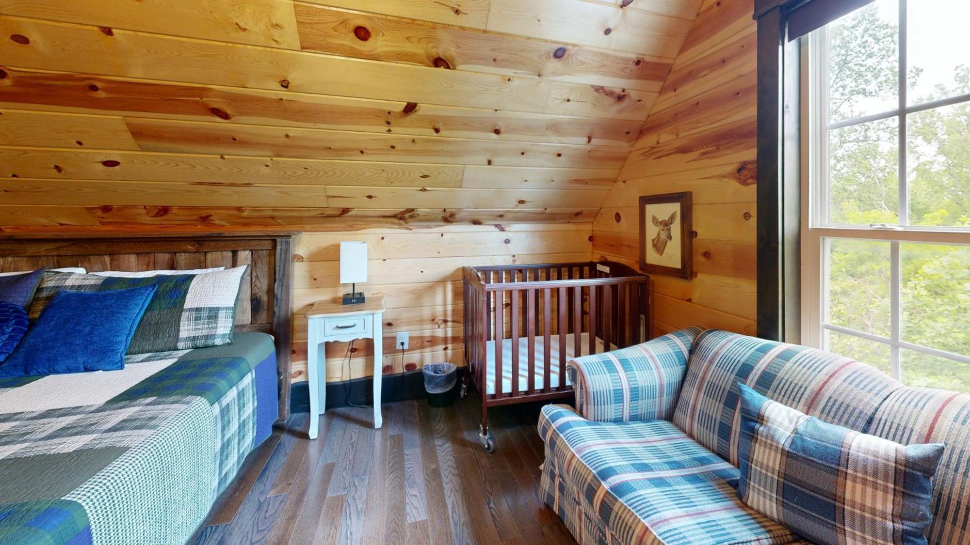 Luxurious 6 Bed 5 Bath Cabin With Privacy -4 Miles To Gatlinburg & Pidgeon Forge-Hot Tub-Fireplace-King Suits-Deck-Grill-Free Parking For 8 Vehicles-Firepit-Full Kitchen-"Smoky View Cabin" Total Relaxation סביירוויל מראה חיצוני תמונה